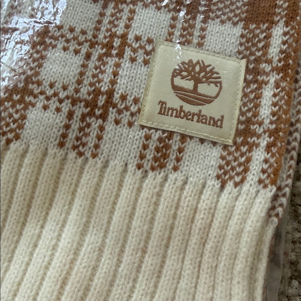 NWT! Timberland Brown and Cream Checkered Scarf - Picture 3 of 5